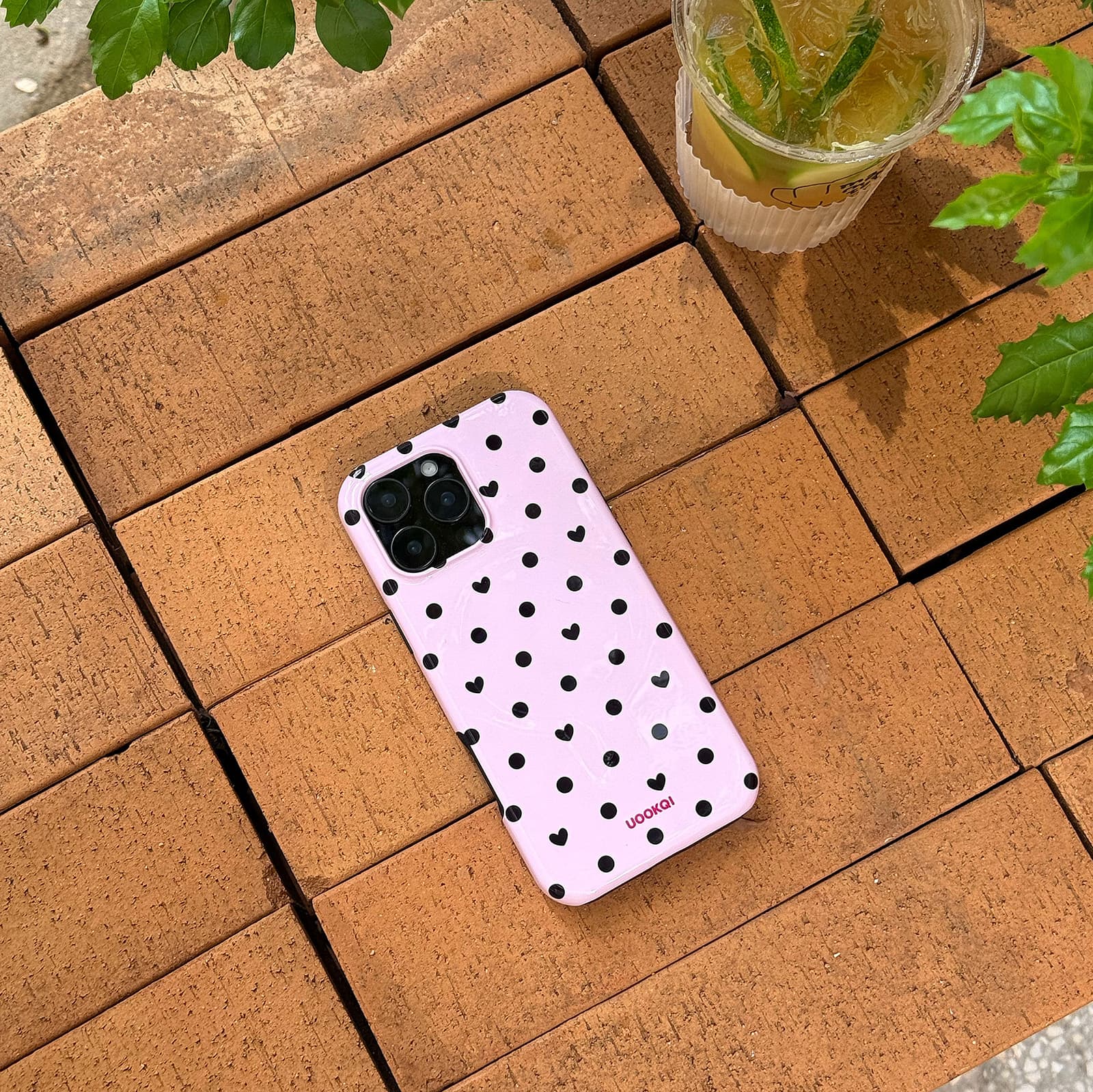 Dot the Heart – เคส MagSafe สำหรับ iPhone 16 /15 / 14 / 13